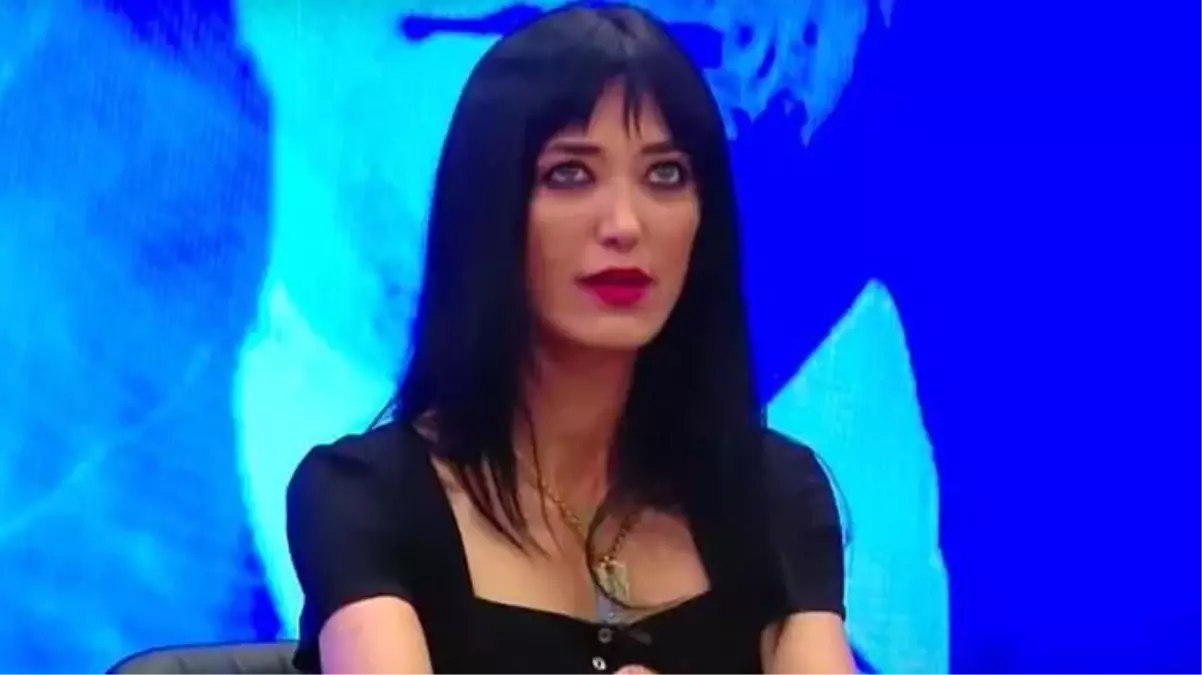 Meral Baran Süper Lig\'i kimin kazanacağını söyledi! Son iki yılın şampiyonunu bilen astrologtan Fenerbahçe\'yi üzecek tahmin