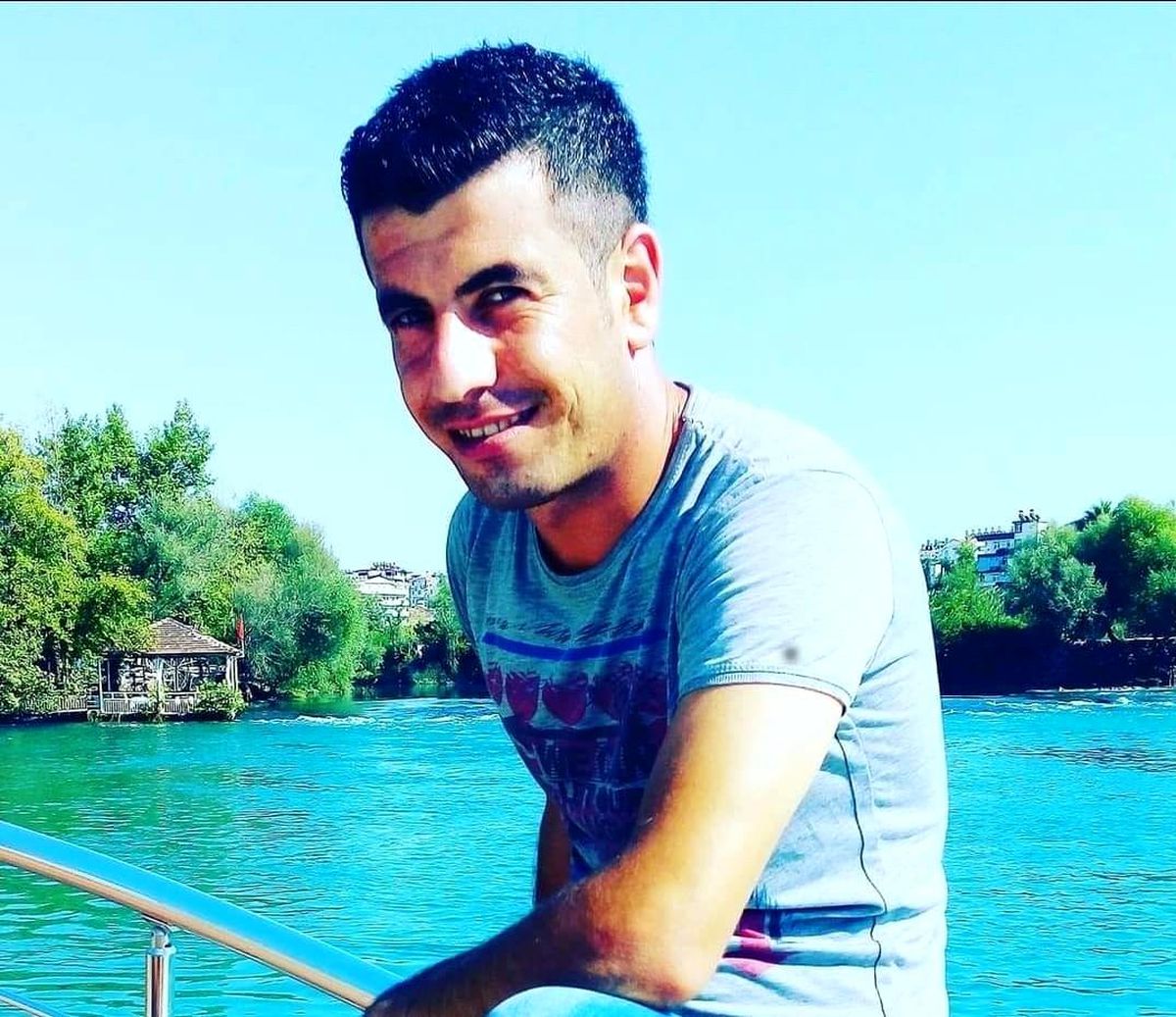 Son dakika haberleri... Adıyaman\'da çapa motoru devrildi: 1 ölü, 9 yaralı