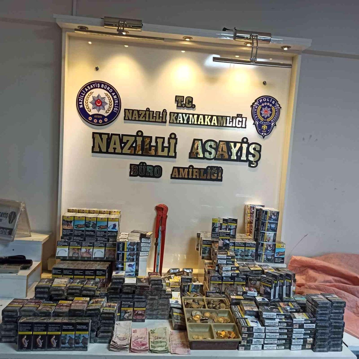 Bozdoğan\'da çaldılar, Nazilli\'de yakalandılar