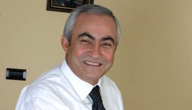Eğitimci Arıkan ve şoförünün öldürüldüğü çiftlik yakınındaki tarlada bıçak bulundu (4) Eğitimci Arıkan ve şoförünün öldürüldüğü çiftlik yakınındaki tarlada bıçak bulundu (4)
