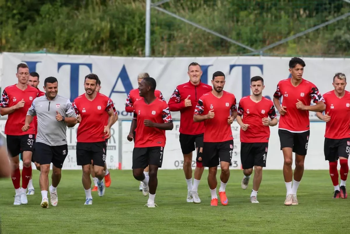 STEGERSBACH - Sivasspor yeni sezon hazırlıklarına Avusturya\'da devam ediyor (2)