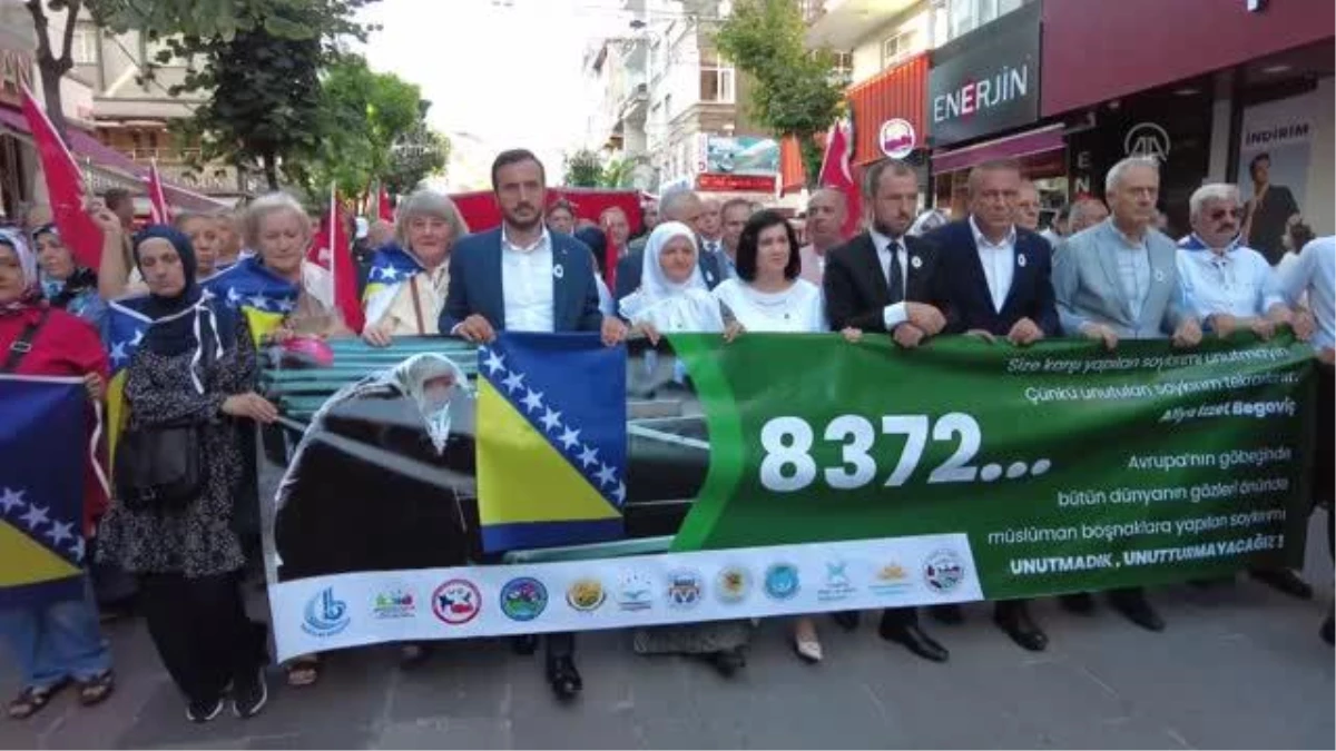 Srebrenitsa soykırımının kurbanları Bağcılar\'da anıldı