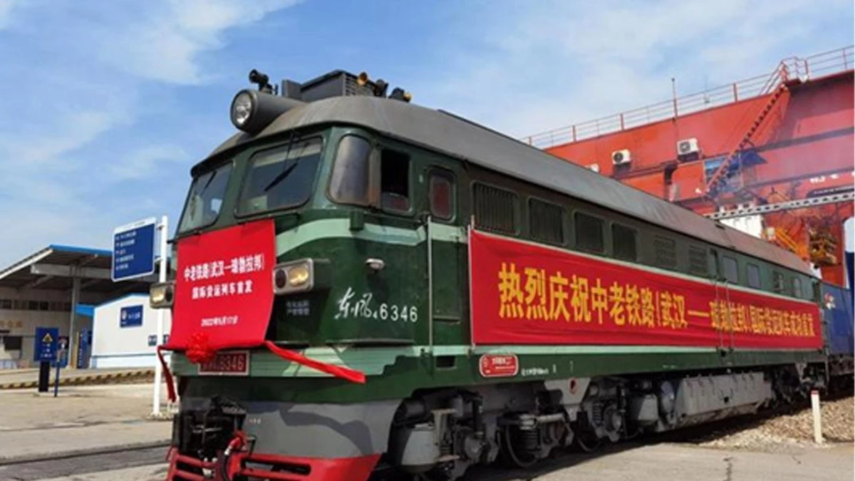 Çin\'in Hubei Eyaletinde Dış Ticaret Yılın İlk Yarısında Yüzde 18,4 Arttı