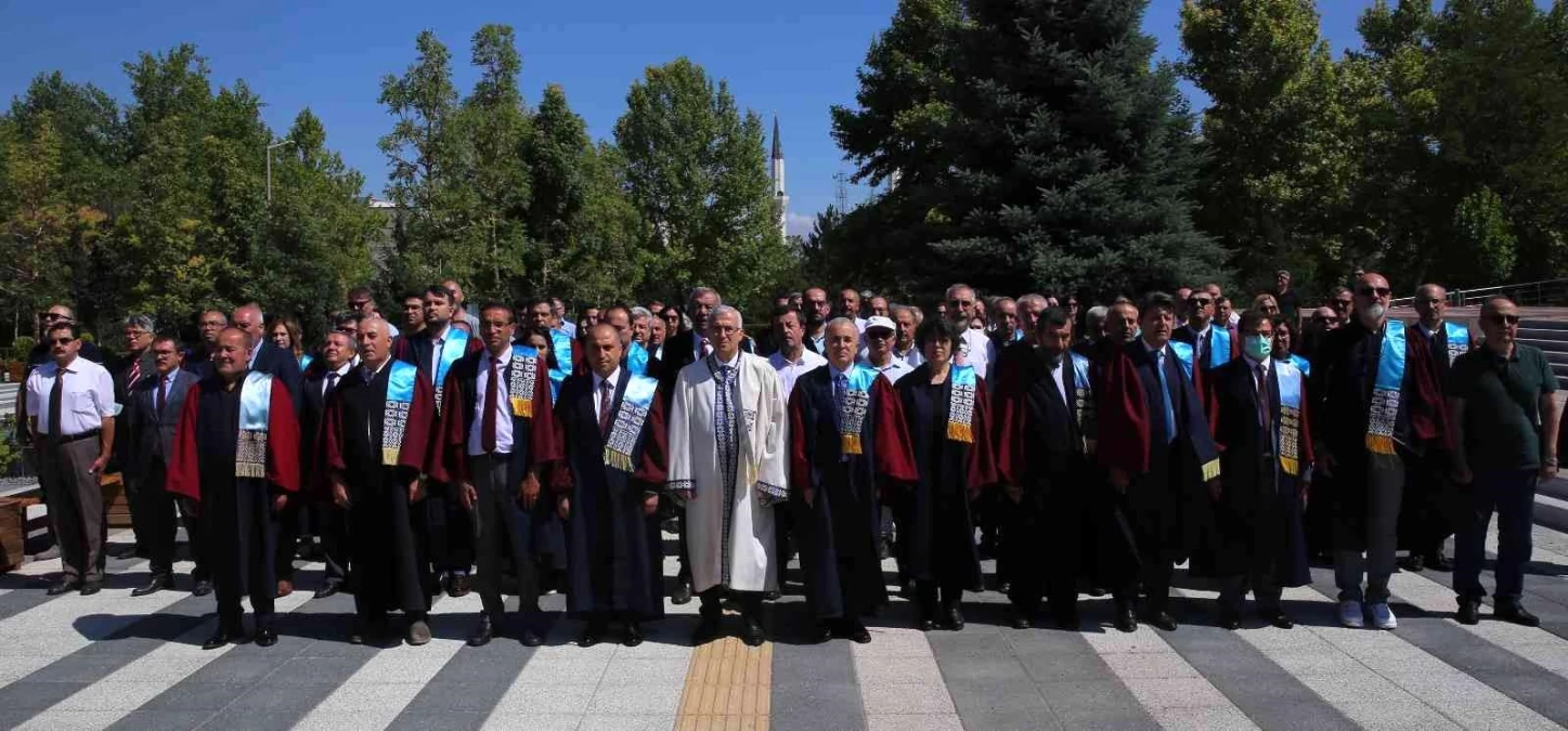 ESOGÜ\'de 15 Temmuz Demokrasi ve Milli Birlik Günü Anma Töreni düzenlendi