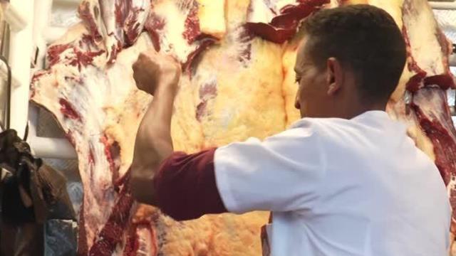 Etiyopya'da asırlardır süren sıra dışı alışkanlık! 21. yüzyılda çiğ et yiyorlar Etiyopya'da asırlardır süren sıra dışı alışkanlık! 21. yüzyılda çiğ et yiyorlar
