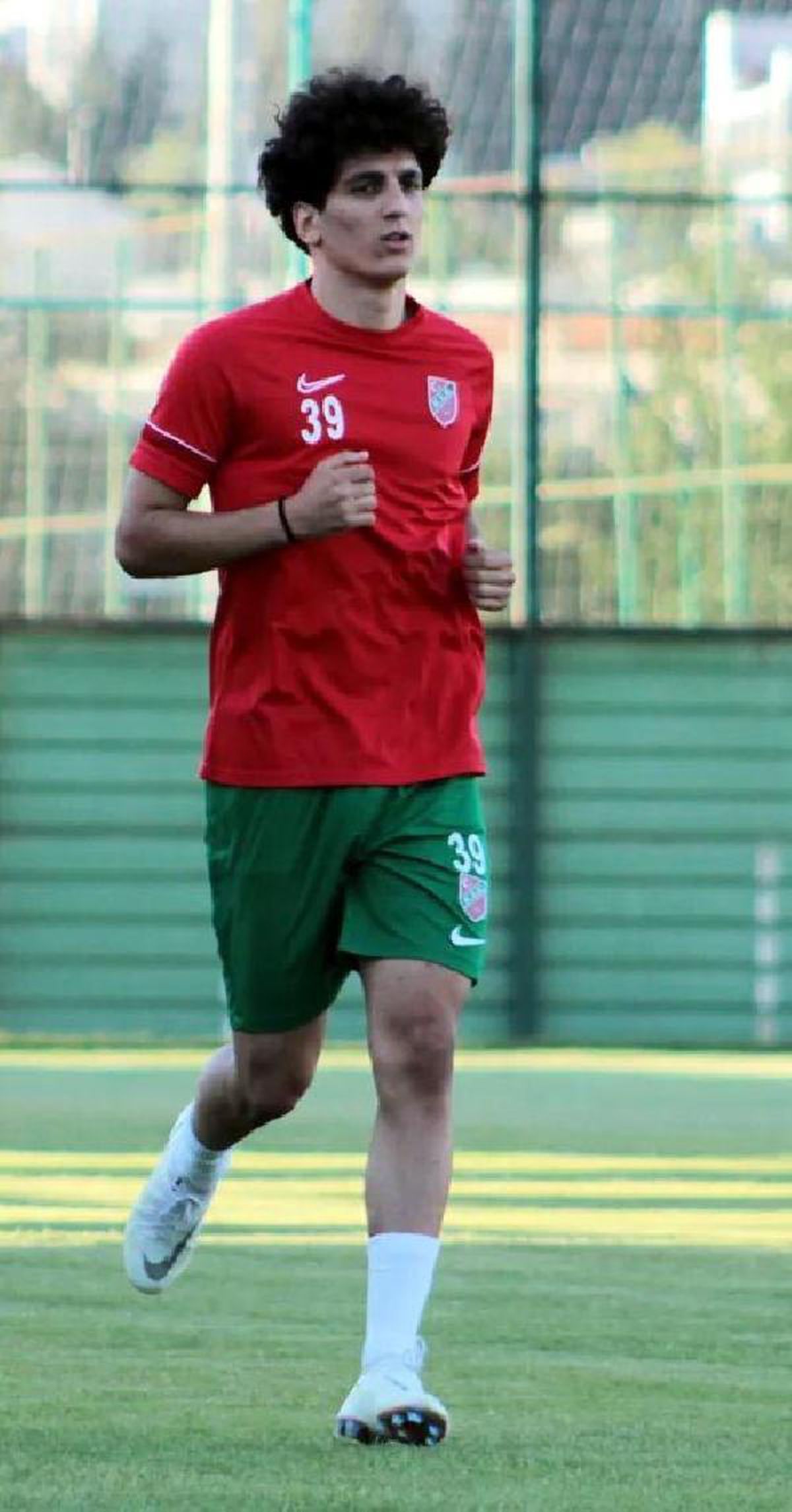 Karşıyaka Taha\'yı bırakmayacak