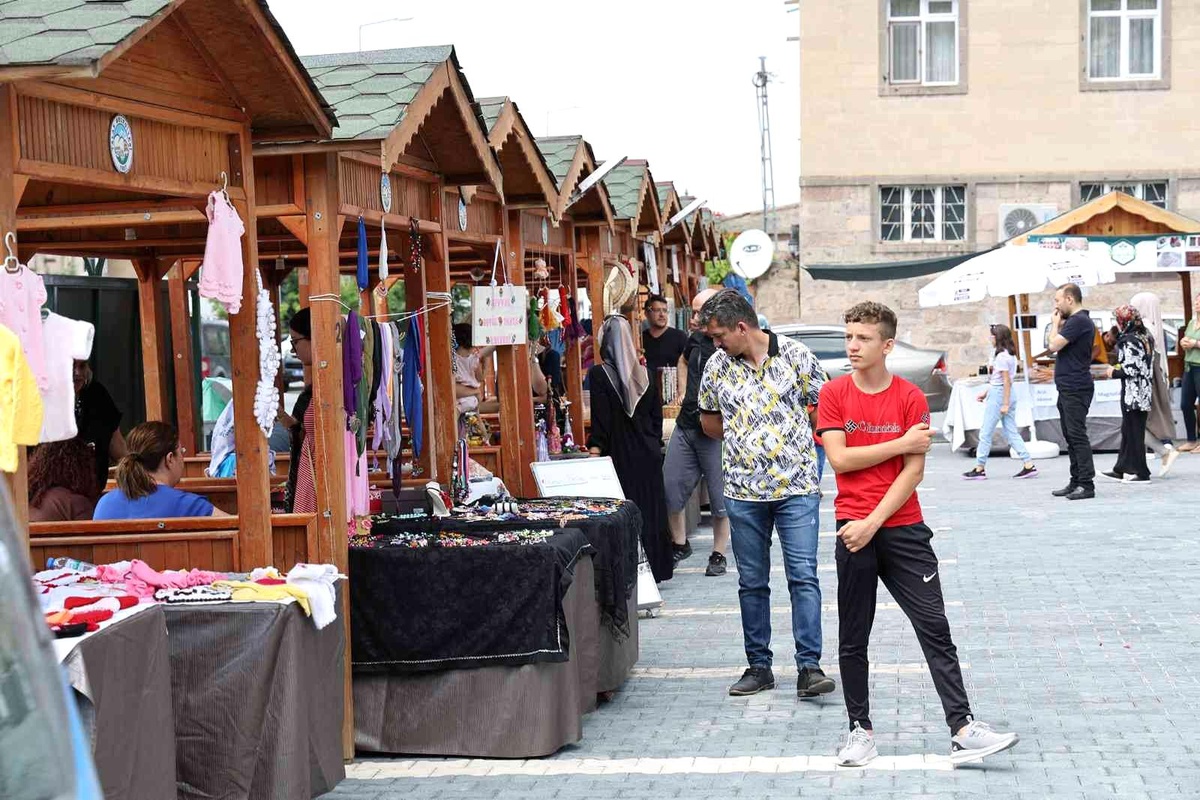 Maharetli Eller yine uğrak noktası oldu