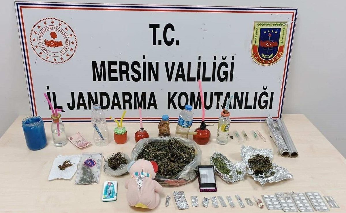 Son dakika haberleri! Mersin\'de uyuşturucu operasyonunda 5 şüpheli yakalandı