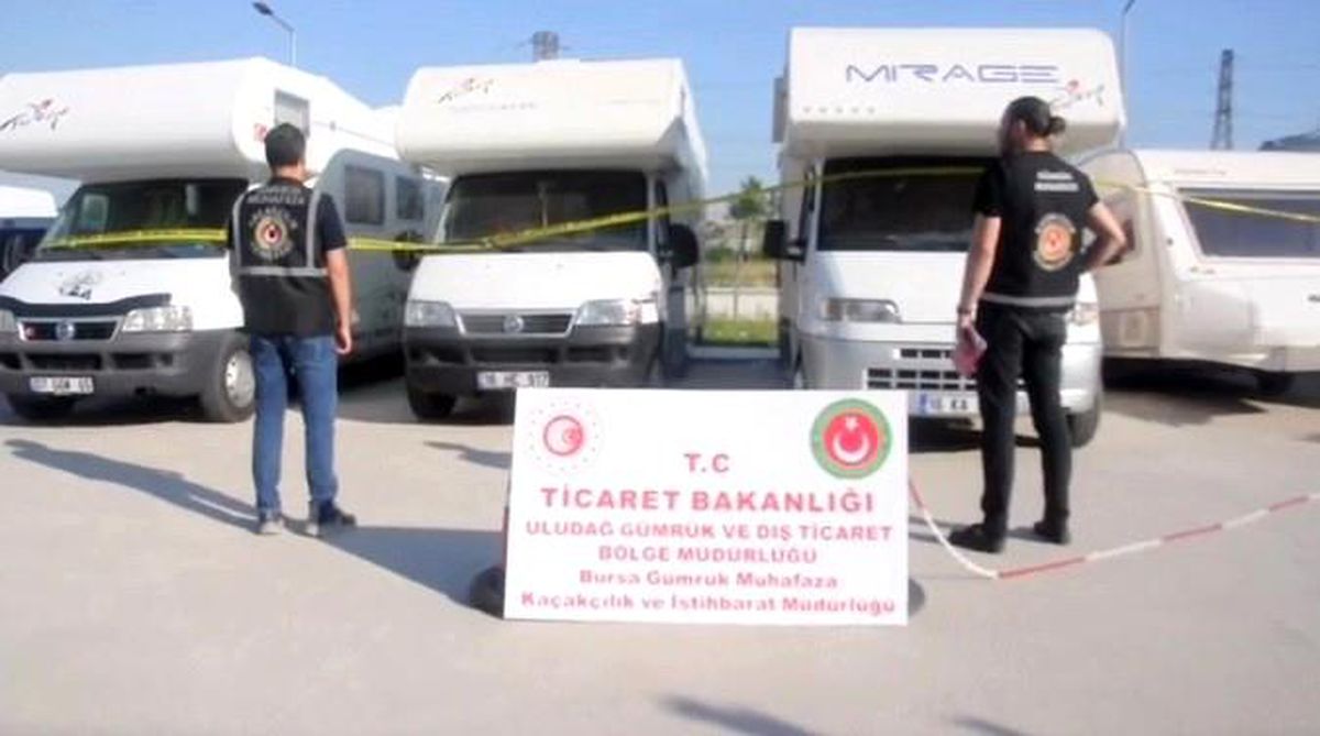 Sahillerde kaçak motokaravan avı