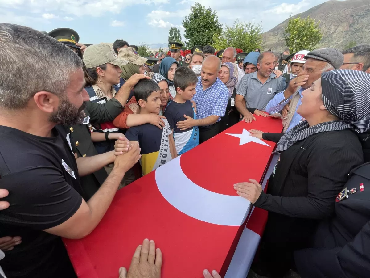 Şehit Piyade Uzman Çavuş Taşkın son yolculuğuna uğurlandı