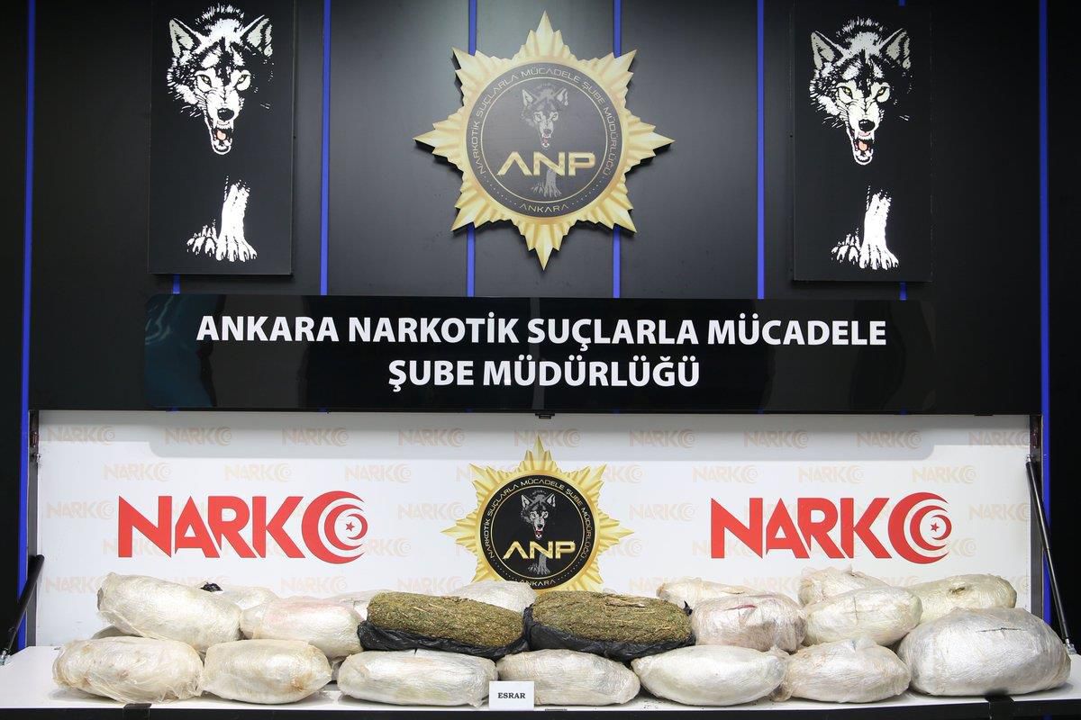 Ankara\'da bir tırda 50 kilogram uyuşturucu ele geçirildi