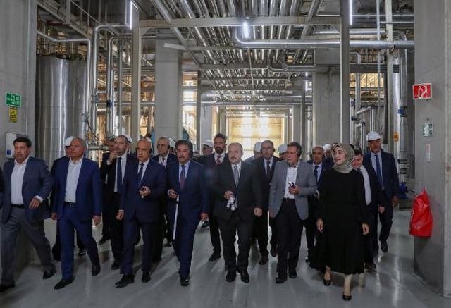 Türkiye'den 90 ülkeye sitrik asit ihracatı! Bakan Varank tesisi yerinde inceledi Türkiye'den 90 ülkeye sitrik asit ihracatı! Bakan Varank tesisi yerinde inceledi