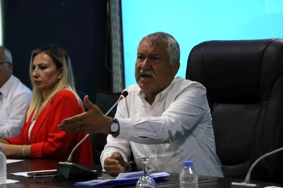 Başkan Karalar: "Orada bugüne kadar namaz kılmak isteyen tek bu adam çıktı"