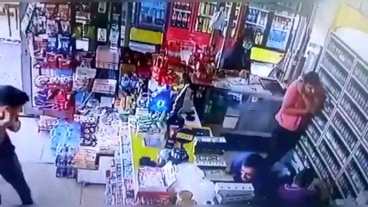 Son dakika haberi: Büfeye silahlı saldırı kamerada