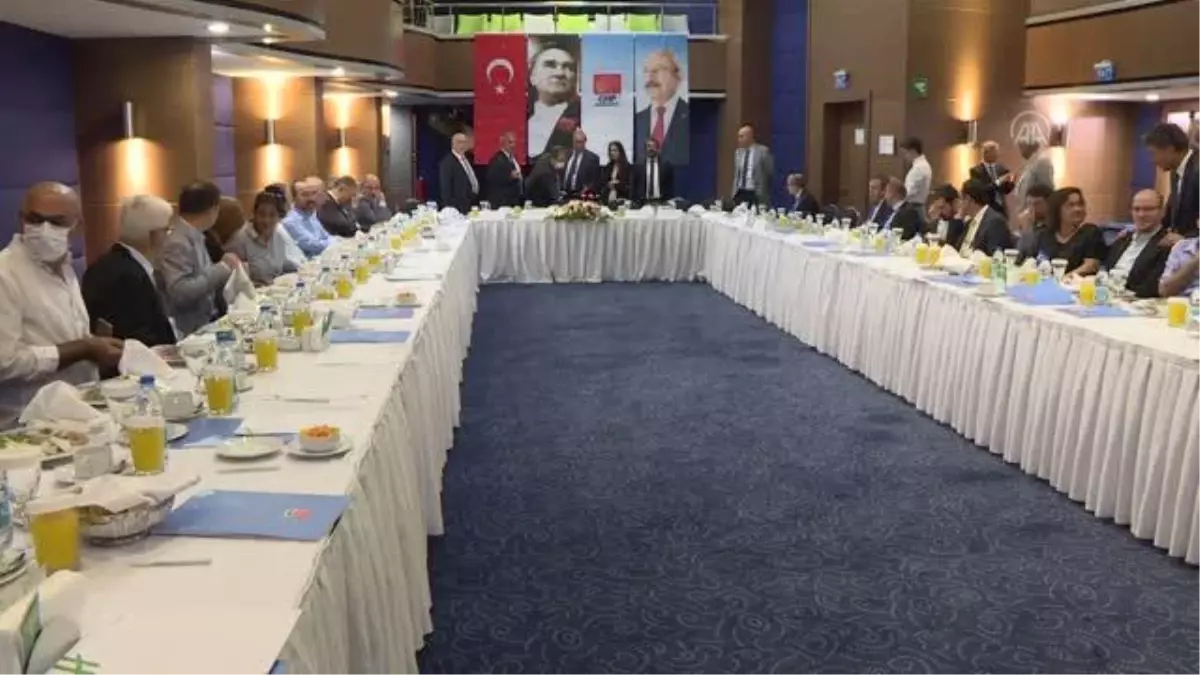 CHP Ekonomi Masası heyeti, EMD üyeleriyle buluştu