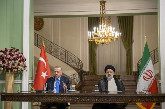 İran'ın dini lideri Hamaney'den Cumhurbaşkanı Erdoğan'a: Türkiye'nin olası Suriye harekatı bölgeyi istikrarsızlaştırır