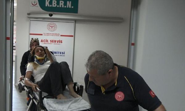 Kazada yaralanan anne acısını unutup, 1 yaşındaki kızını sordu ama ölüm haberini kimse veremedi Kazada yaralanan anne acısını unutup, 1 yaşındaki kızını sordu ama ölüm haberini kimse veremedi