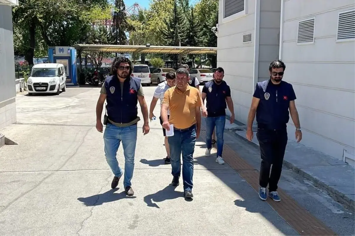 Mersin sahilinin "simge ağacı"na matkapla zarar veren 3 kişi salıverildi