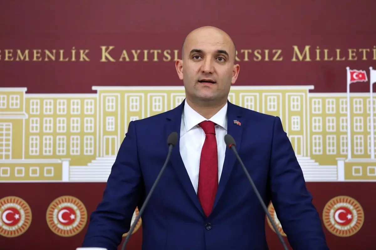 MHP\'li Kılavuz: "Türk gençliğinin daima sesi olduk"