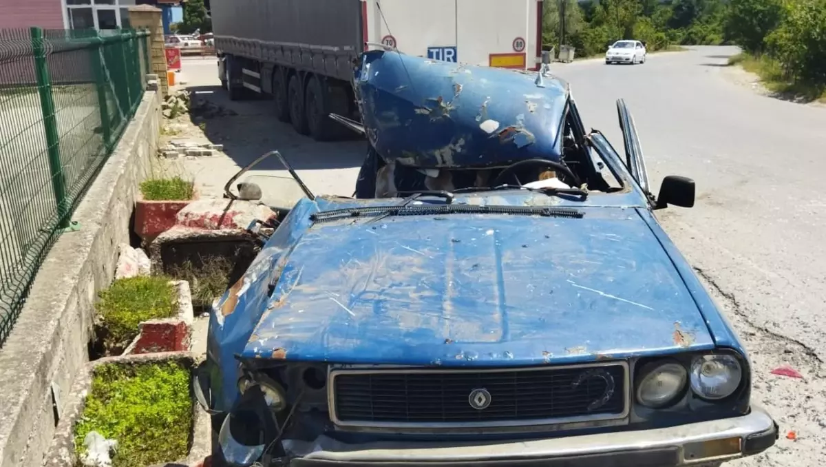 Sakarya'da meydana gelen trafik kazalarında 4 kişi yaralandı