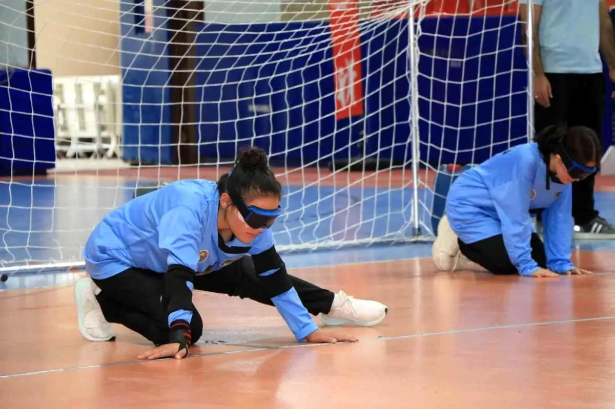 50 kulüpten 500 özel sporcu goalball için Kocaeli\'de