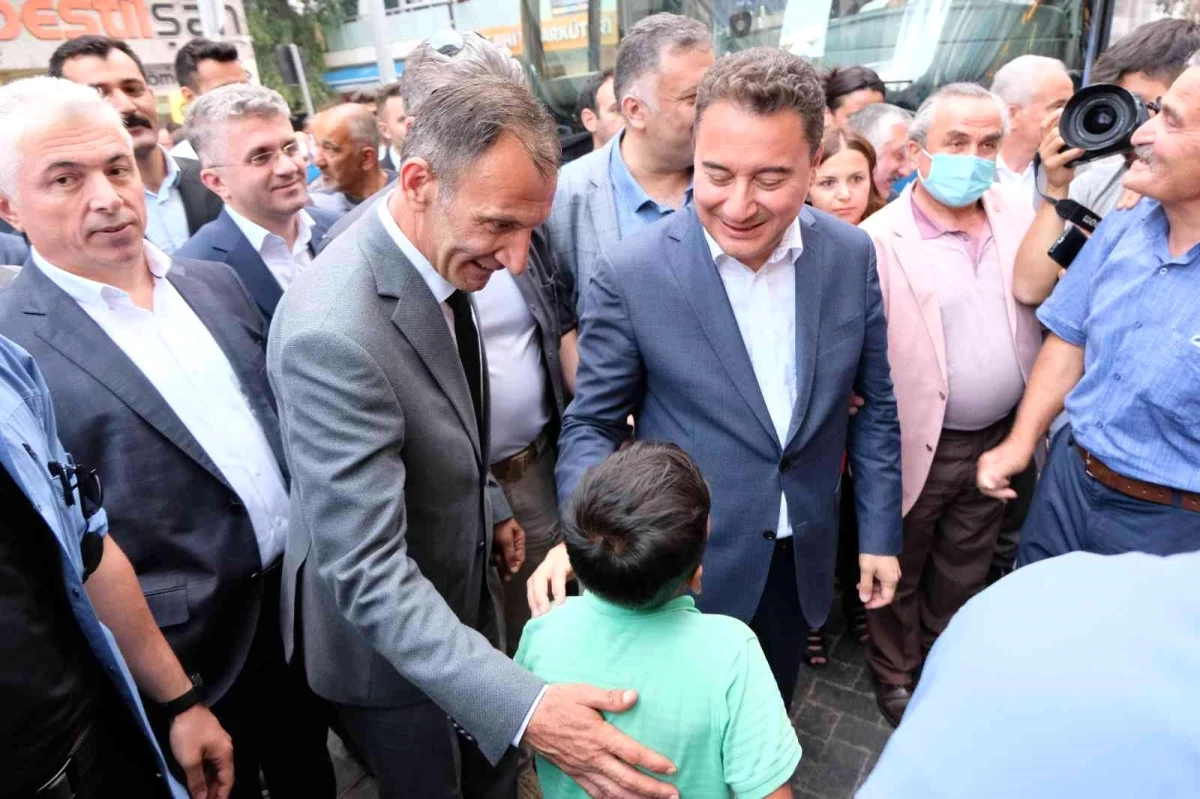 DEVA Partisi Genel Başkanı Ali Babacan Gümüşhane\'de