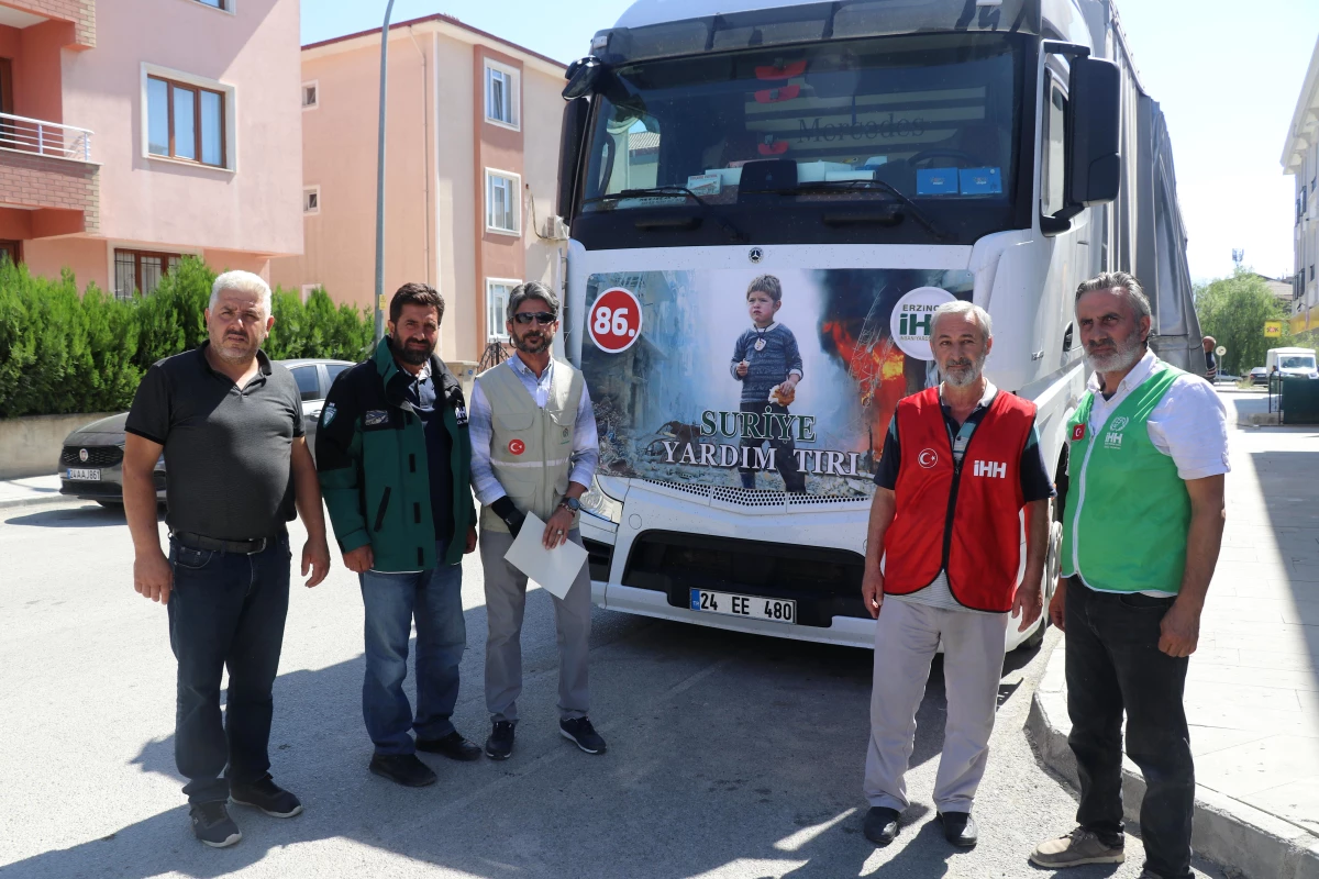 Erzincan\'da toplanan 24 tonluk yardım malzemesi Suriye\'ye gönderildi