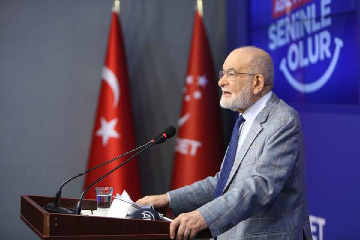 Son dakika... Karamollaoğlu: Türkiye, Kırbıs\'ta askeri varlığını daha da güçlendirmeli