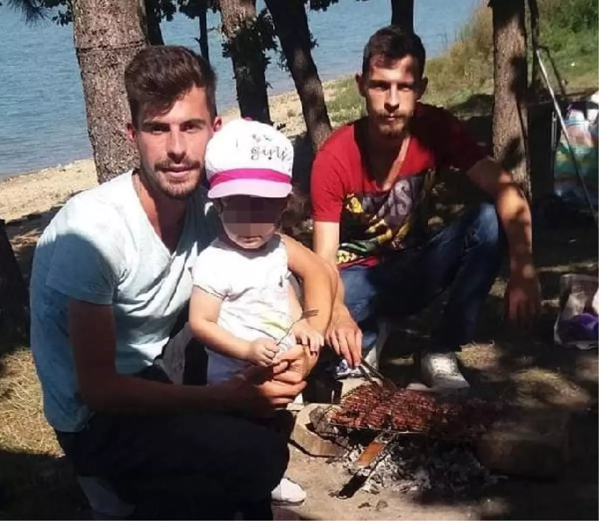 MOTOSİKLET KAZASINDA YARALANAN İKİZLERDEN FURKAN, YAŞAM SAVAŞINI KAYBETTİ