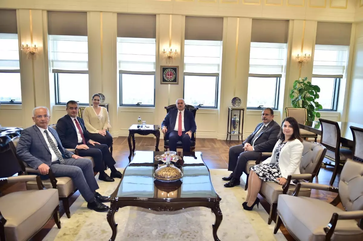 Yargıtay Başkanı Akarca, Avrupa Konseyi Program Ofisi Başkanı Urse'yi kabul etti