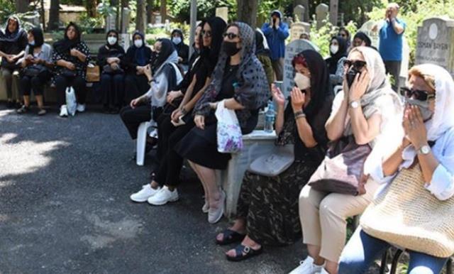 Alişan'la boşanacağı konuşulan Buse Varol'un Selçuk Tektaş'ın anmasına katılmadığı ortaya çıktı