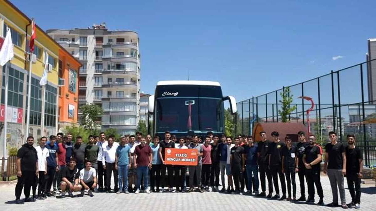 Elazığ\'da \'Anadoluyuz Biz Projesi\' sürüyor