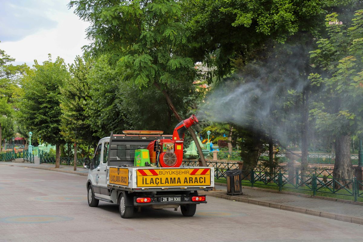 Eskişehir\'de İlaçlama Çalışmaları Sürüyor