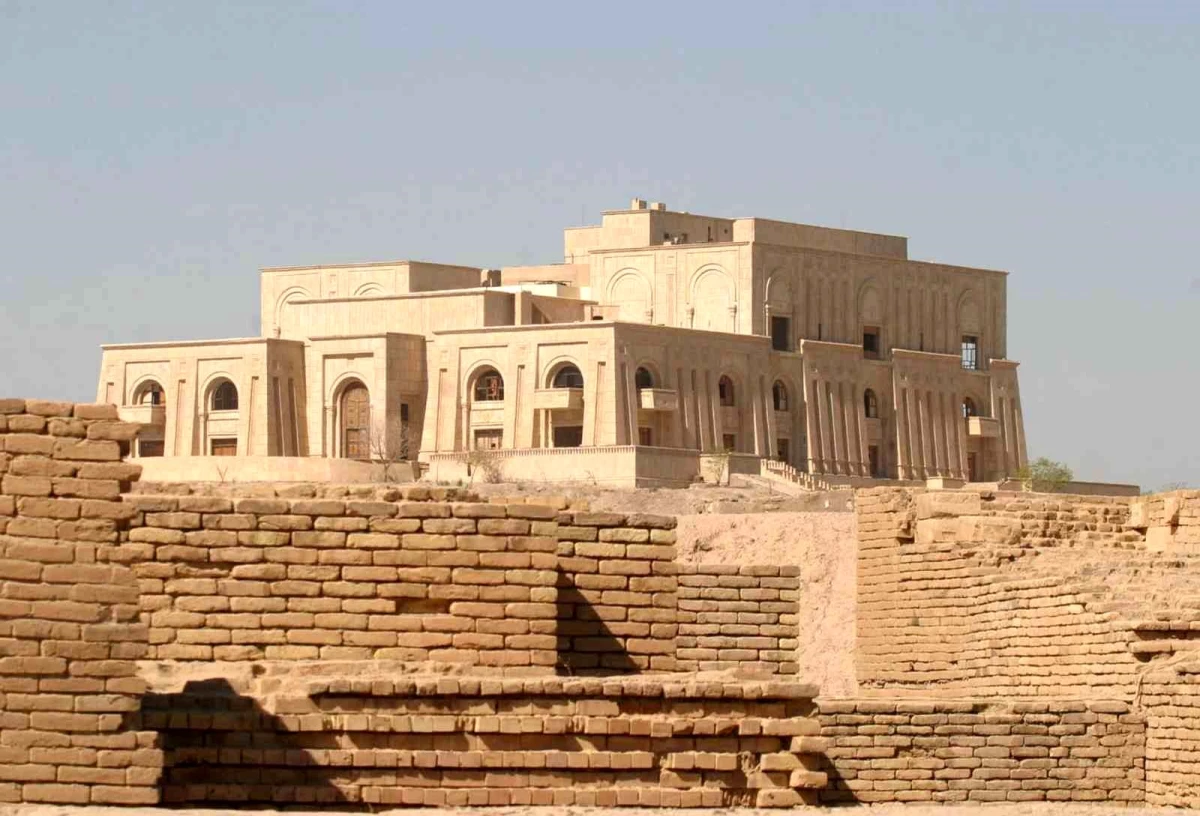Irak\'ın devrik lideri Saddam\'ın Babil\'deki sarayı müze olacak