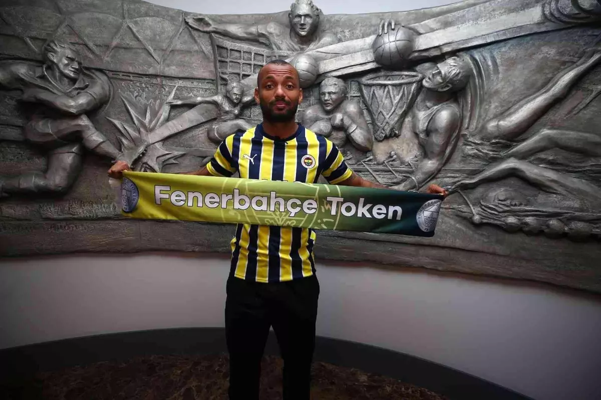 Fenerbahçe, Joao Pedro'yu renklerine bağladı! İşte açıklanan bonservis bedeli