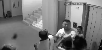 Kadınların saç saça çocuk kavgası kamerada