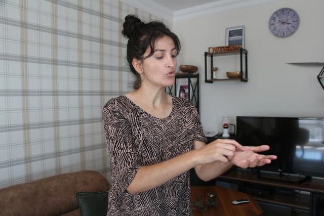 Son dakika haber | Kadınların saç saça çocuk kavgası kamerada Son dakika haber | Kadınların saç saça çocuk kavgası kamerada