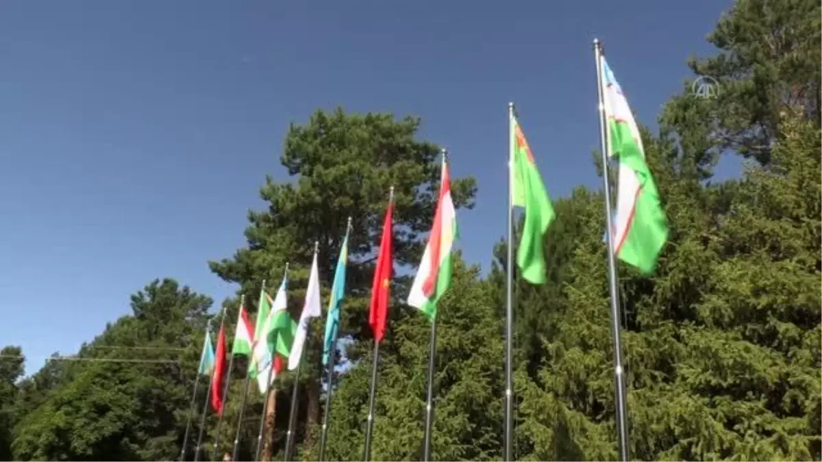 Kırgızistan'da, 'Orta Asya Devlet Başkanları 4. İstişare Toplantısı' başladı