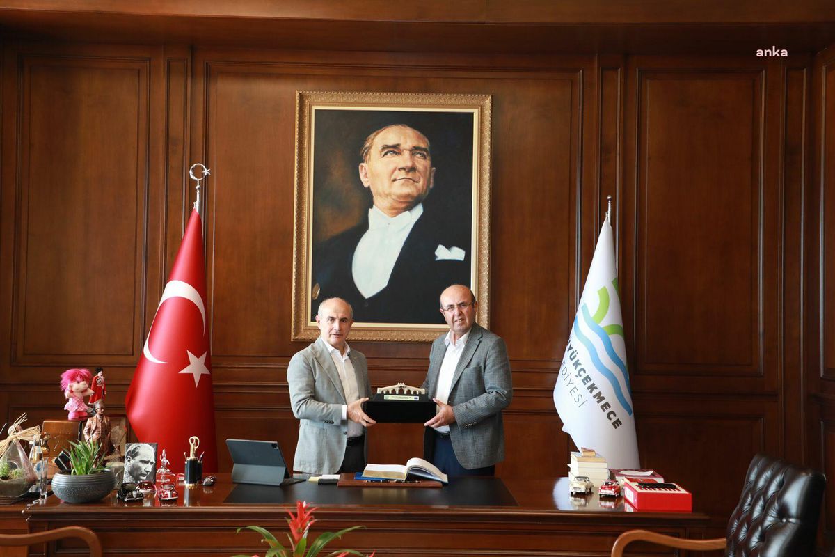 Kırşehir Belediye Başkanı Ekicioğlu\'ndan Belediye Başkanlarına Ziyaret