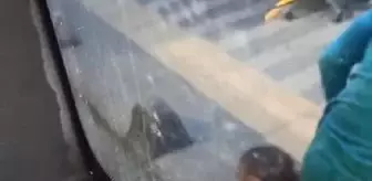 SARIYER'DE OTOBÜSE BİNMEK İSTEYEN ÇOCUĞUNU DÖVDÜ
