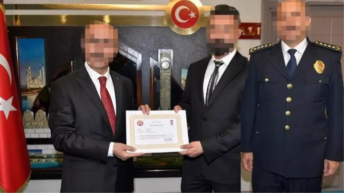 Bürokrasiyi sarsan olay! Cumhuriyet savcısı uyuşturucu baronu polisler de kuryeleri çıktı