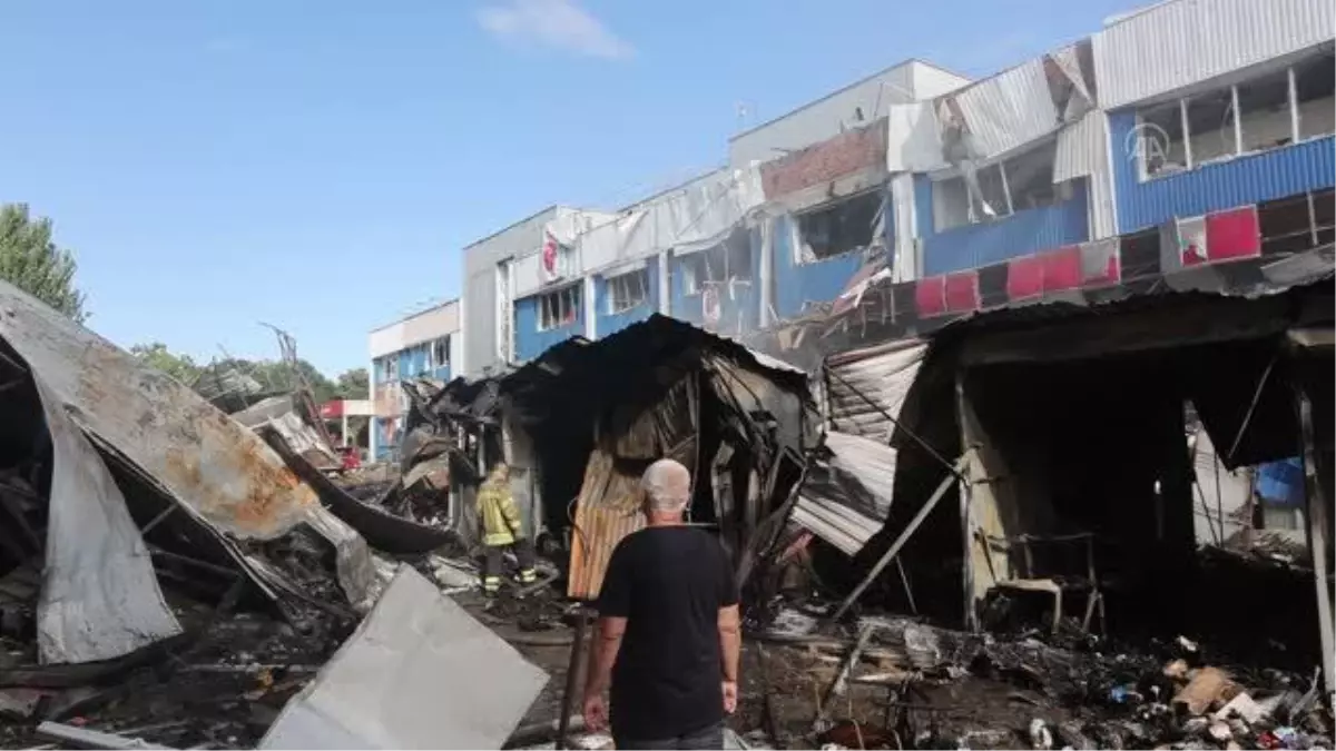 Ukrayna'nın Bahmut kentindeki çarşı Rus güçlerince vuruldu