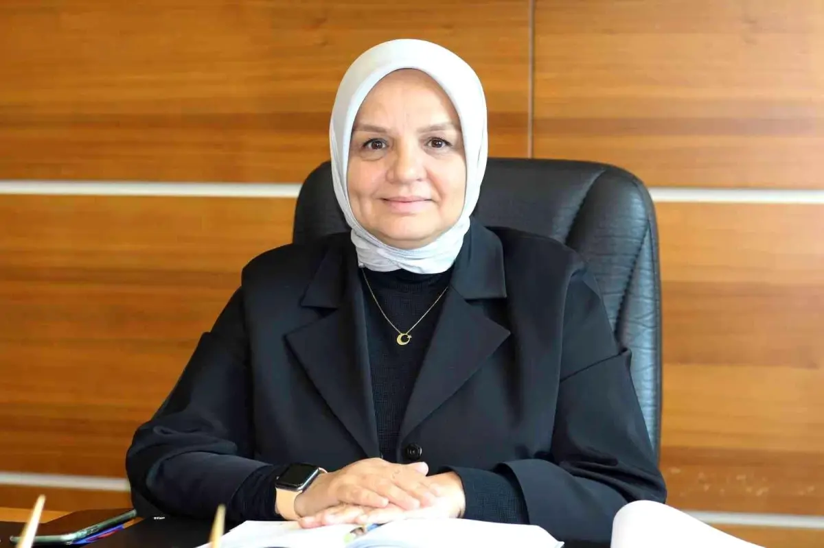 AK Parti, "Kalkınma kadınsız olmaz" sloganıyla 81 ilde kadınlara ulaşıyor