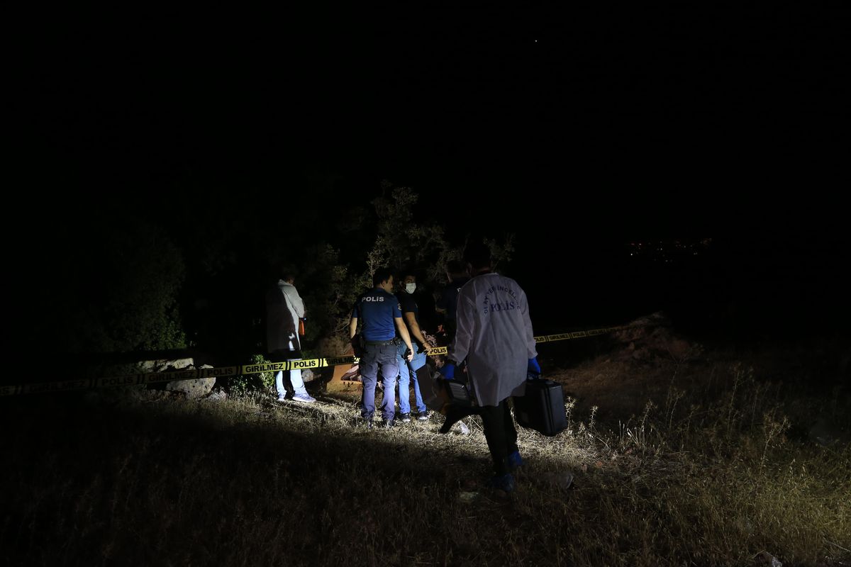 Antalya\'da ormanlık alanda ceset bulundu