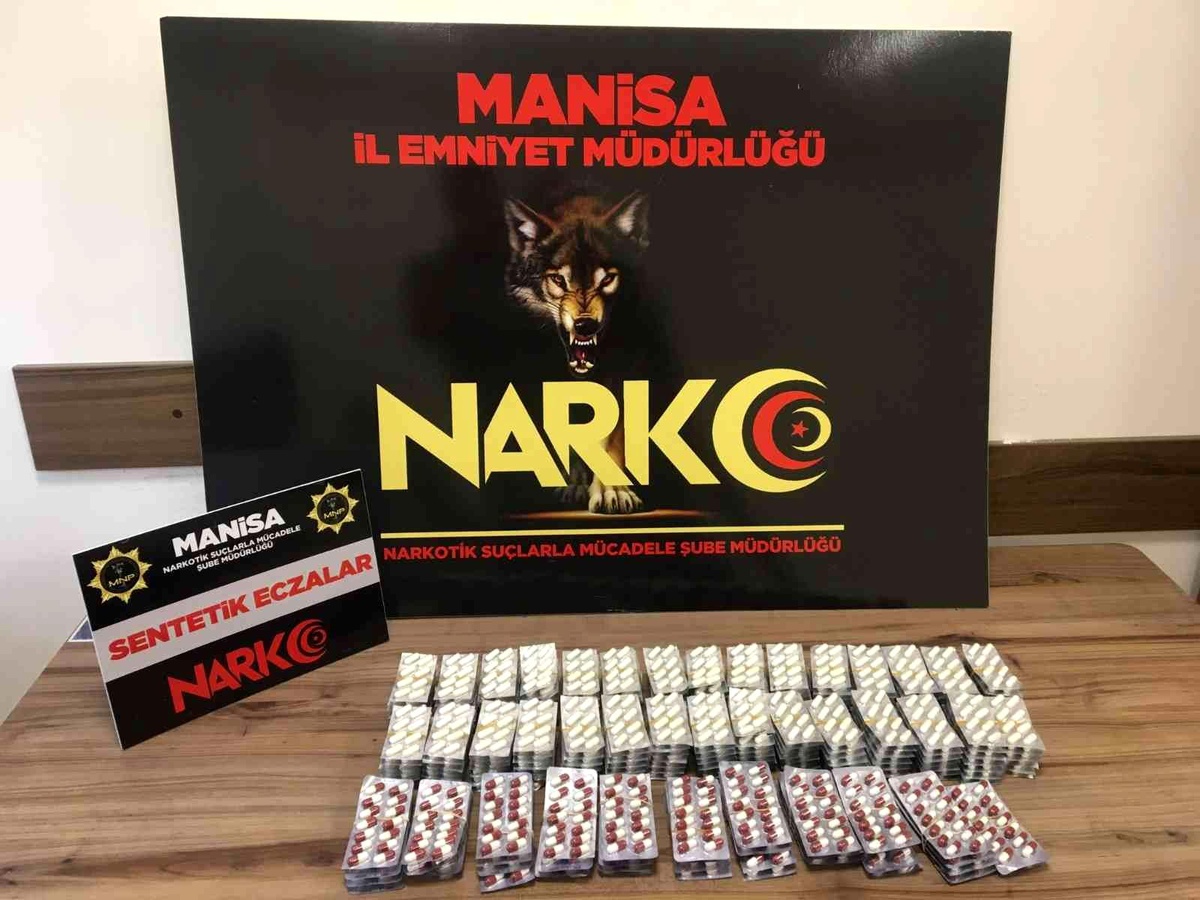Manisa\'da uyuşturucu operasyonu 2 gözaltı