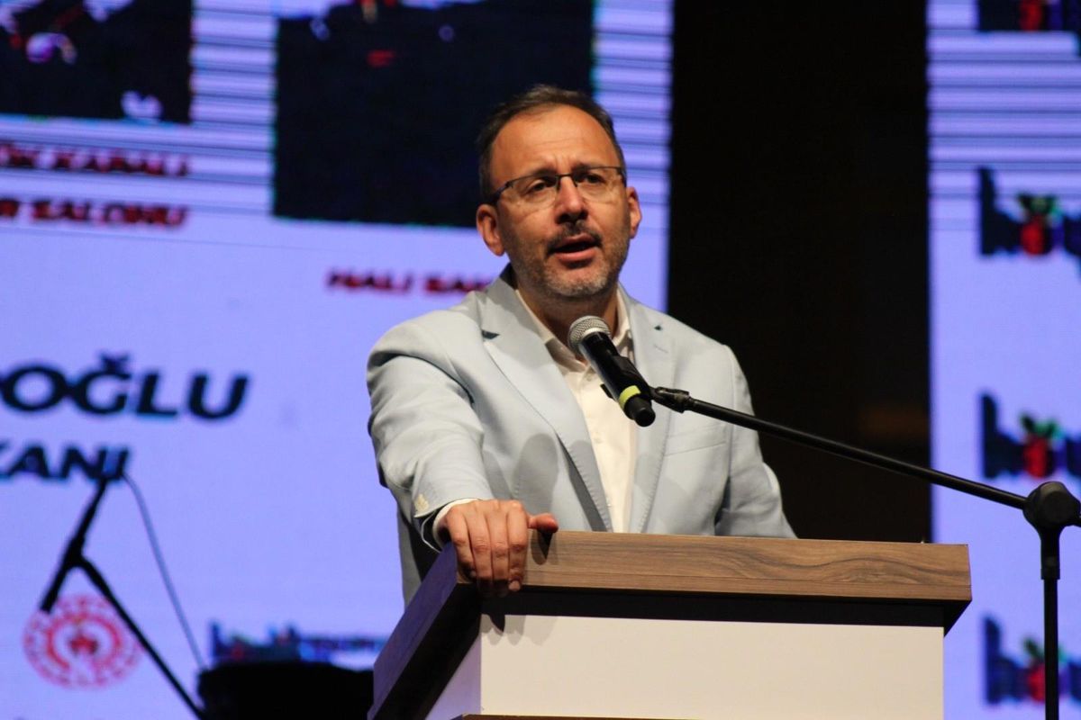 Bakan Kasapoğlu Gençlik ve Tarım Kampı\'nın açılışını yaptı