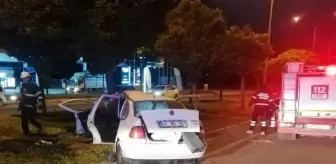 Bilecik'te otomobille minibüs çarpıştı: 1'i ağır, 3 yaralı