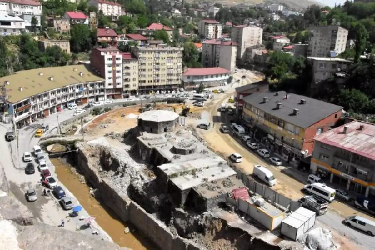 Bitlis\'te gün yüzüne çıkan tarihi köprülerin restorasyonuna başlandı