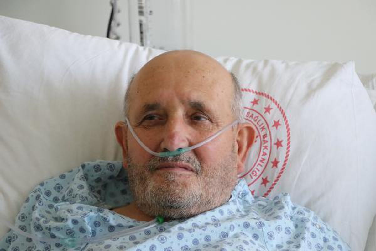 Hatırlatma aşısını yaptırmayan Covid-19 hastasından aşı çağrısı