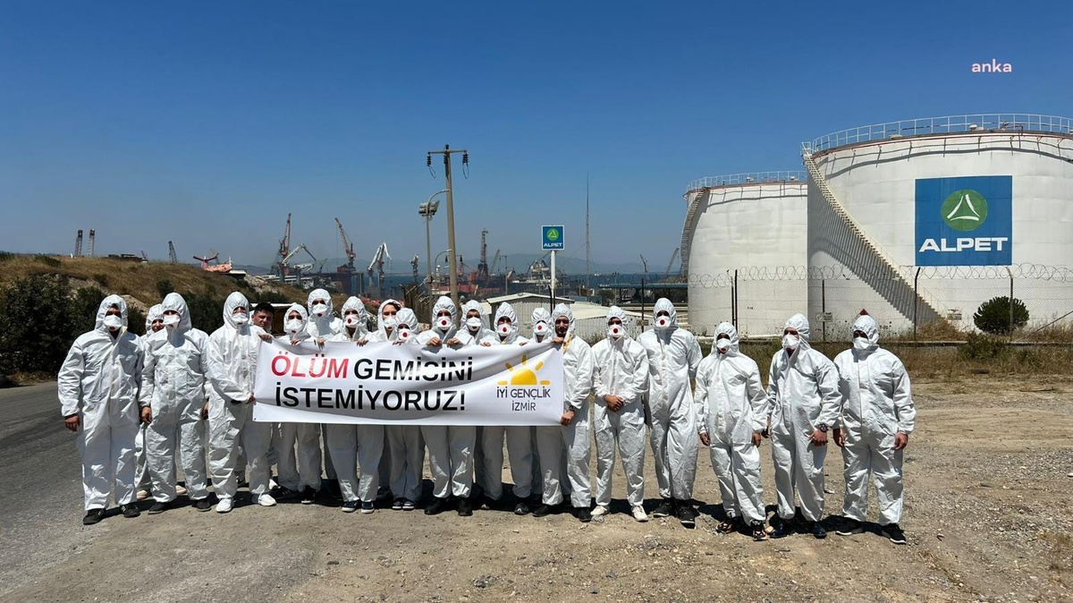 İyi Parti\'den Asbestli Gemi Sökümüne Tepki: "Geminin, Aliağa\'da Sökülmesi Kârların Şirkete, Bedelinin İse Milletimize Mâl Edilmesi Demek"